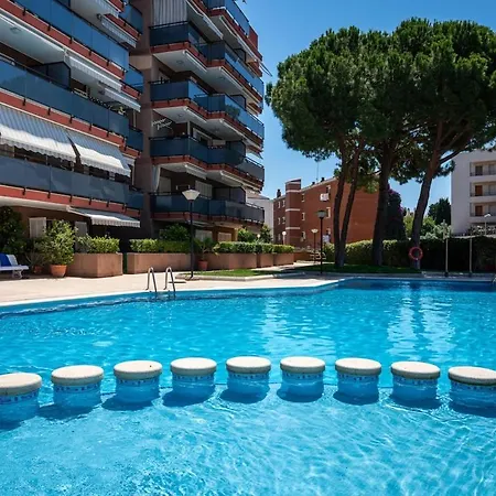 Apartment At253 Ground Floor With Pool Next To The *